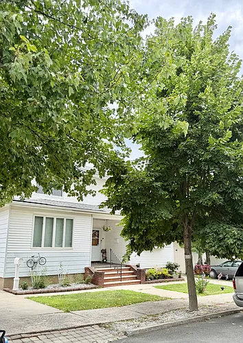 33 Delaware Ave #2 Photo 1