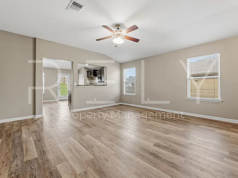 146 Leon River Loop — Photo 12