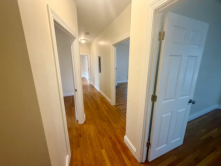 19 Banks St #1A — Photo 6