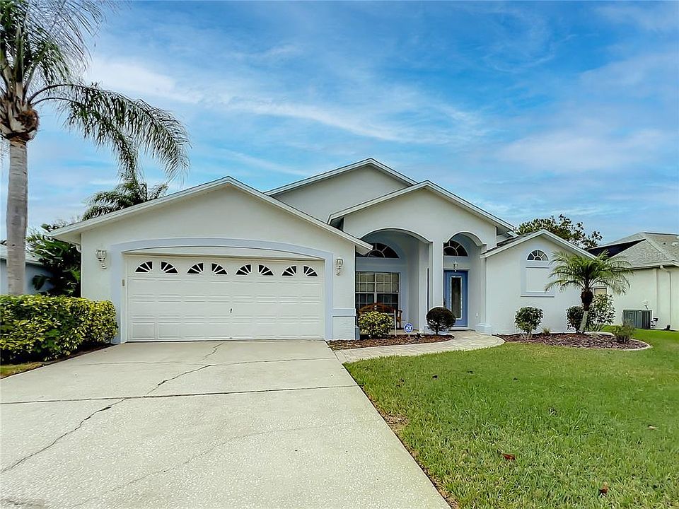 1st image of 136341 Plantation Lake Cir