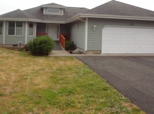 995 Mount Olympus Ave SE, Ocean Shores, WA 98569
