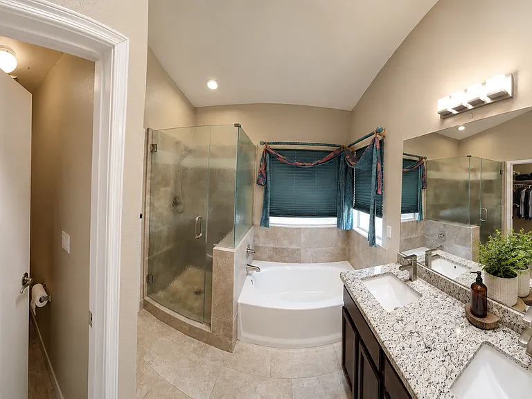 Panoramic View of Master Bathroom