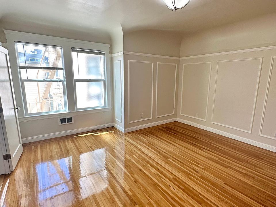 1st image of 2650 Franklin St #5