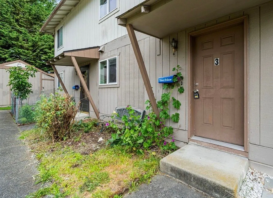 Spacious Tacoma Single Unit | 4827 S 56th St | $1950/mo. — Photo 1