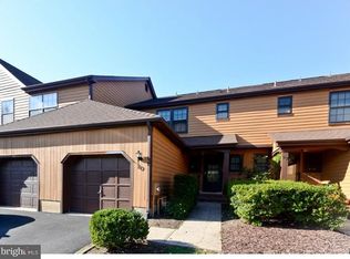 20 Cliveden Ct, Lawrence Township, NJ 08648