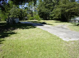 201 Canal St, Bonneau, SC 29431