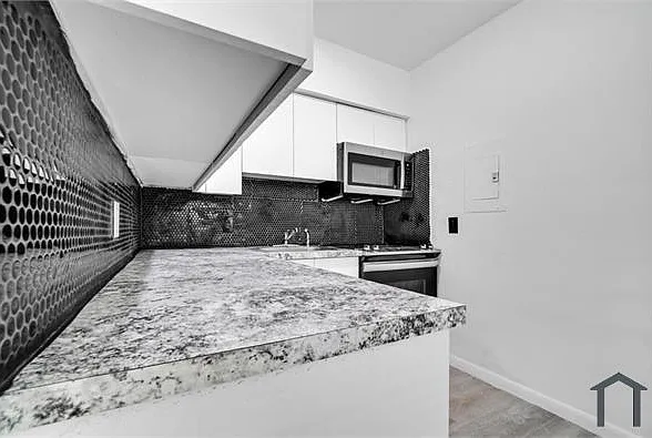 40 NW 62nd St #2 — Photo 9
