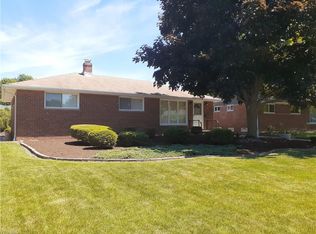 3865 W 212th St, Fairview Park, OH