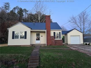 115 Ravenswood Pike, Ripley, WV 25271