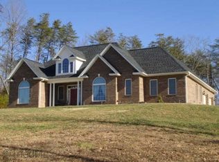 1382 Frans Rd, Westfield, NC 27053