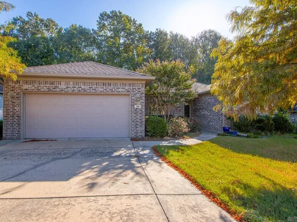 126 Madrid Dr, Benton, AR 72015