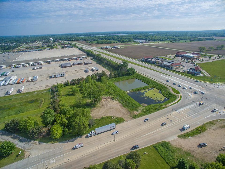 36520 East VALLEY ROAD, Oconomowoc, WI 53066 MLS 1532999 Zillow