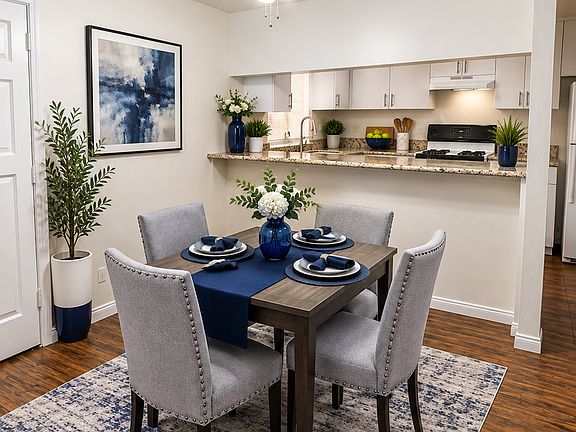 4th image of 2022 E 7th St APT 4
