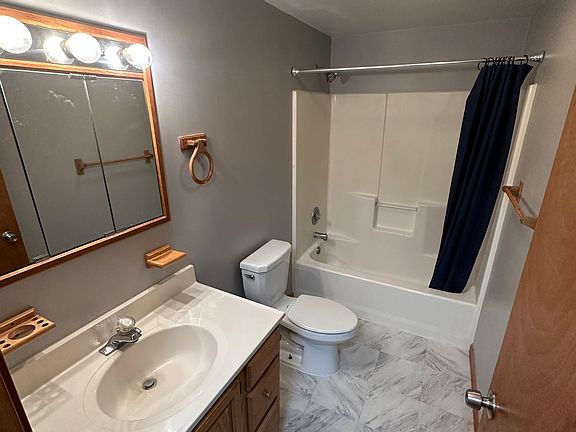 4th image of 13397 Broadway St Unit 1