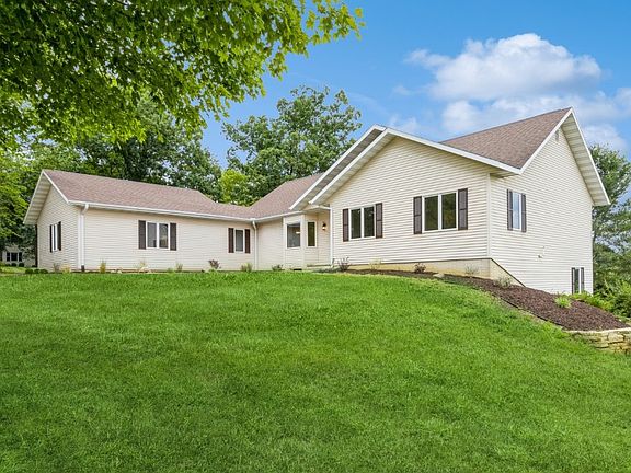 2nd image of 8501 Wildwood Ct
