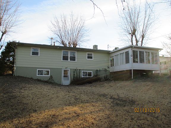 2nd image of 26 Saint Joseph St