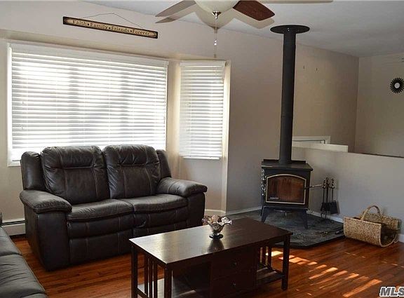 4th image of 3 Mount Huron Ct
