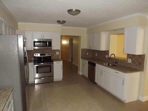 2nd image of 4455 Kingsville Dr