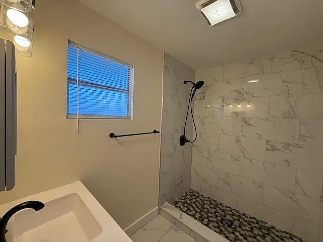 904 4th St #3 — Photo 18