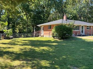 4120 Rain Ridge Dr, Saint Louis, MO 63125