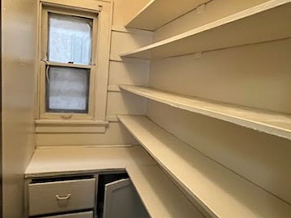 5th image of 2366 S 9th St #824-828