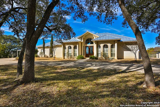 1st image of 206 Majestic Oaks Dr