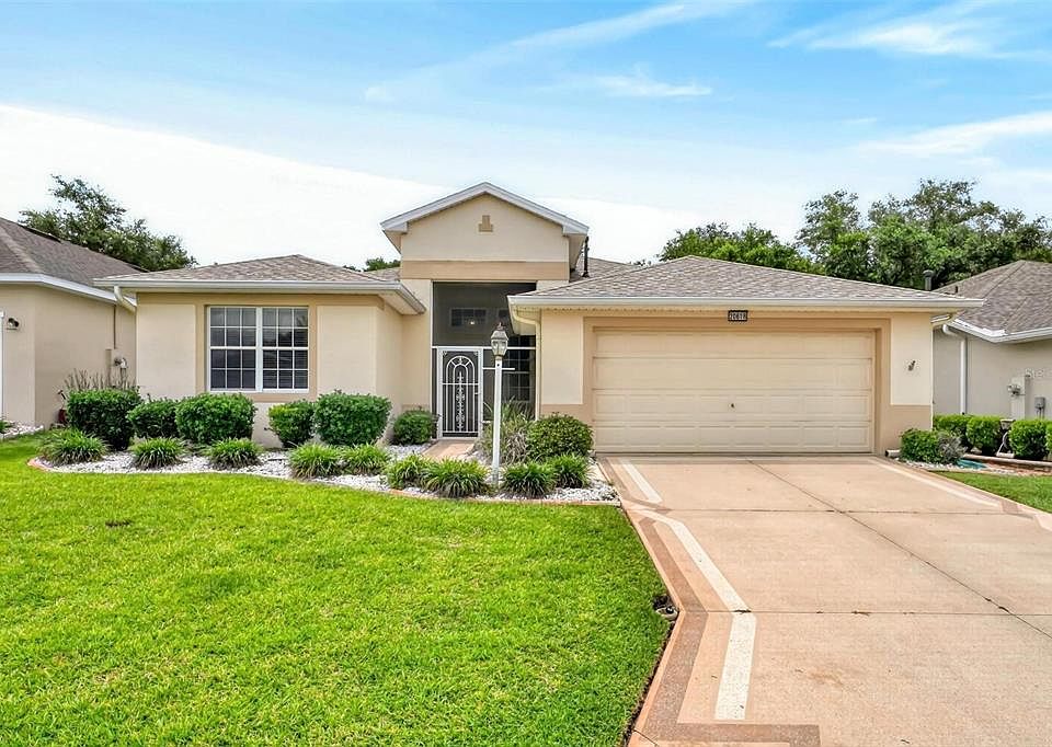 1st image of 20618 QUEEN ALEXANDRA DRIVE