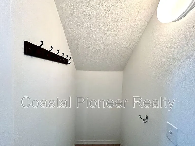 2123 Roanoke Springs Dr — Photo 19