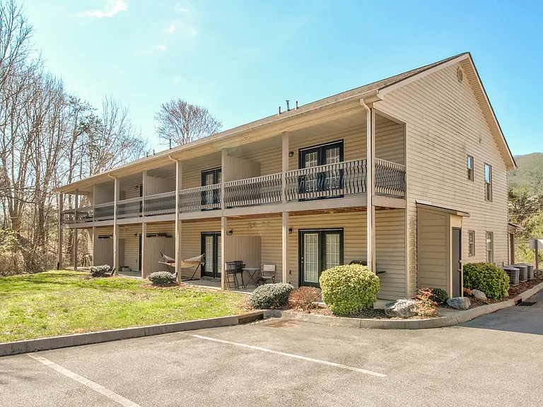 Tha Gables at South Roan — Photo 11