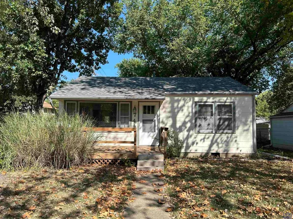 744 Elm St, Emporia, KS 66801