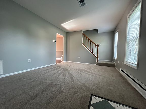 2nd image of 21 Winding Way