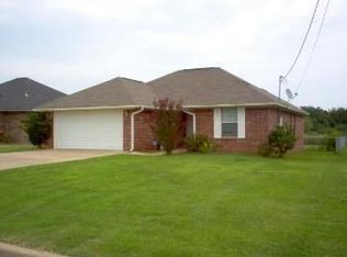 1401 S Pittsburg Ave, Russellville, AR 72802