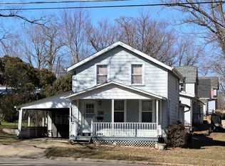 611 N Madison St, Morrison, IL 61270