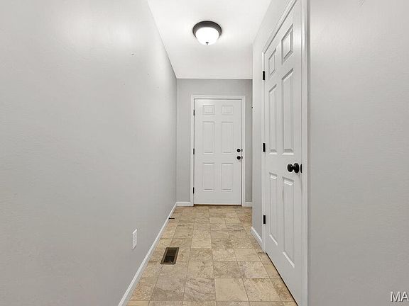 5th image of 13107 Tesson Hollow Dr