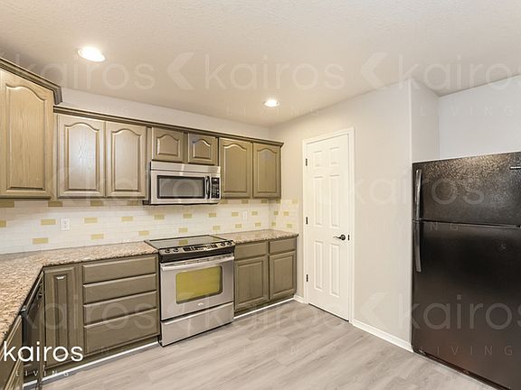 5th image of 8411 Littlerock Dr