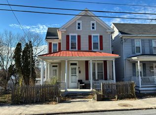 504 N High St, Martinsburg, WV 25404