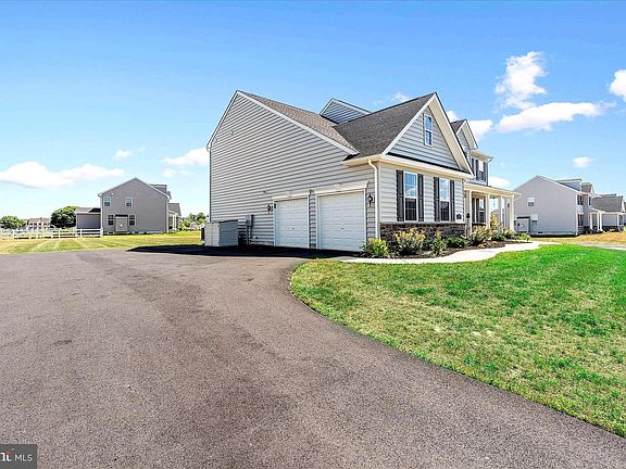 4th image of 141 Orenah Dr