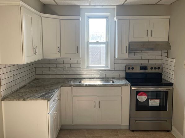 906 Washington Ave #1