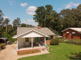 1016 McKimmon Rd, Fayetteville, NC 28303