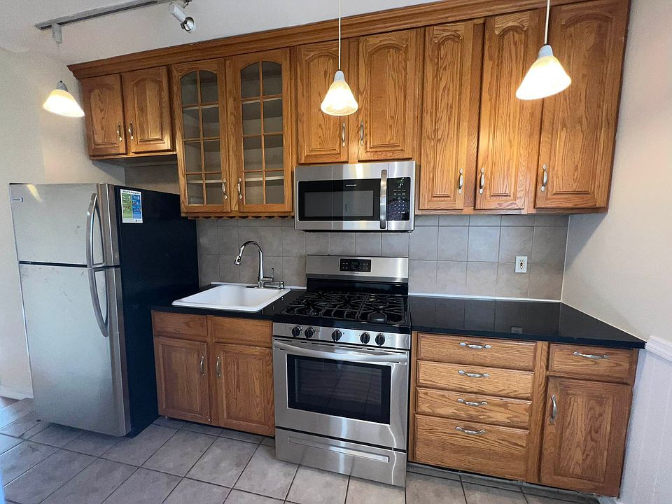 1st image of 316 Greenwood Ave #2