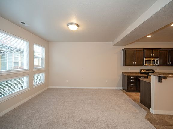 4th image of 3724 W Jacinda Ln