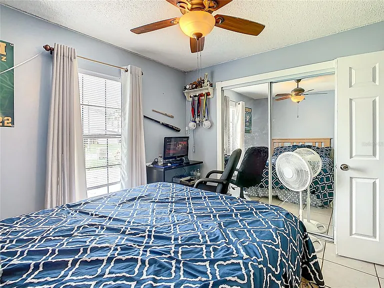853 Blanc Ct — Photo 32