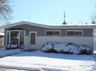 902 Macdonald Ave, Flint, MI 48507