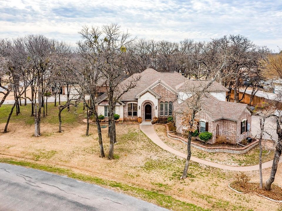 3714 Cove Timber Ave, Granbury, TX 76049 MLS 20261026 Zillow