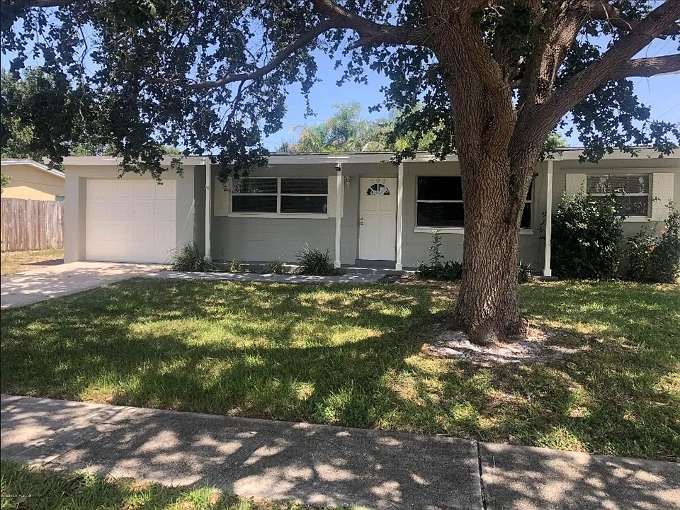 705 Renner Ave