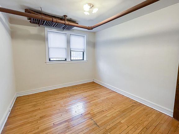 3rd image of 4535 N Leavitt St APT G
