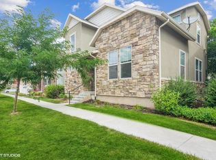 12557 S Kimber Ln, Riverton, UT 84065