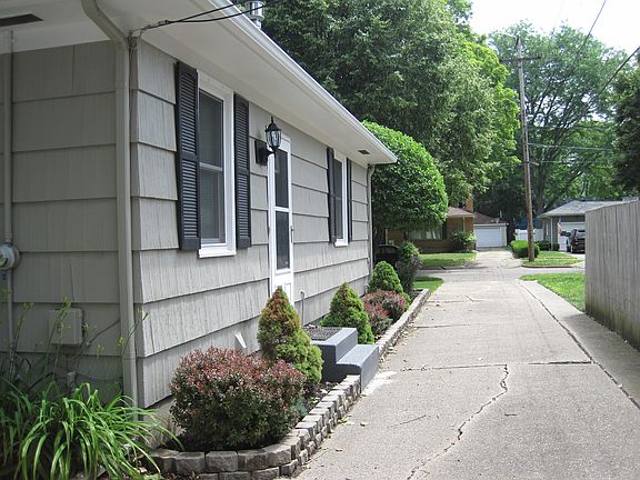 5th image of 1645 Woodward Ave SE