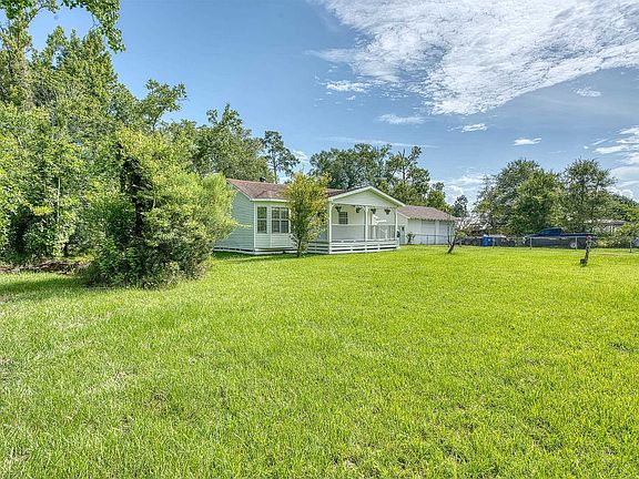 5th image of 8661 Dogwood Dr