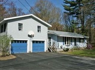 228 Hackett Hill Rd, Hooksett, NH 03106